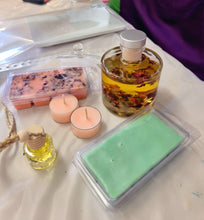 Load image into Gallery viewer, Soy Candle, Wax Melt and Diffuser Workshop - Kariong Sunday 26th August - 2pm
